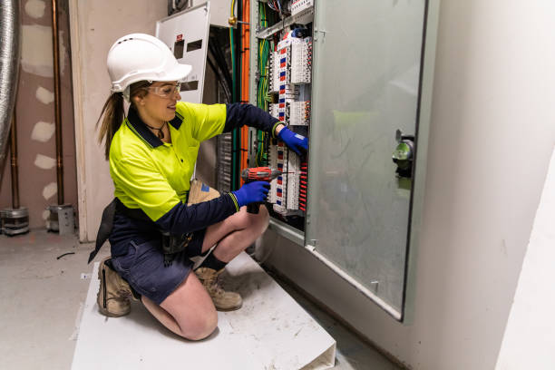 Best Electrical Contractors for Businesses  in Oakdale, LA